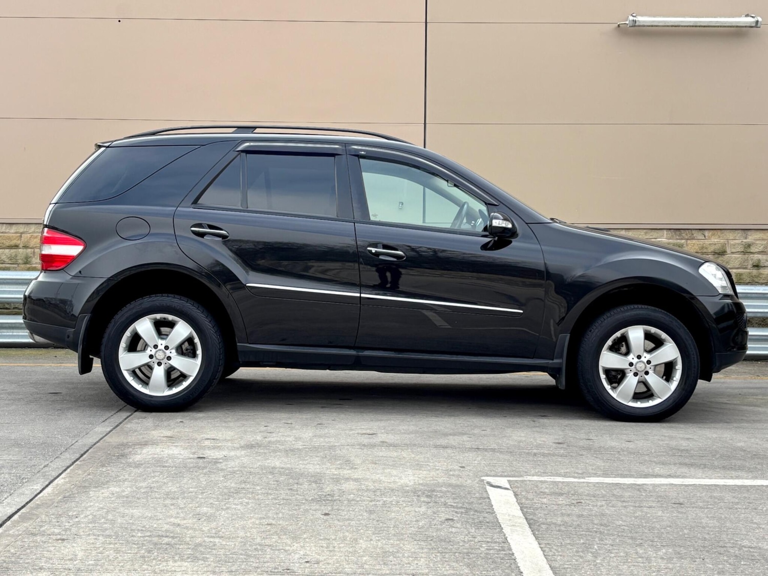 Used Mercedes-Benz M Class 2007 for sale - 77957267: Photo 5