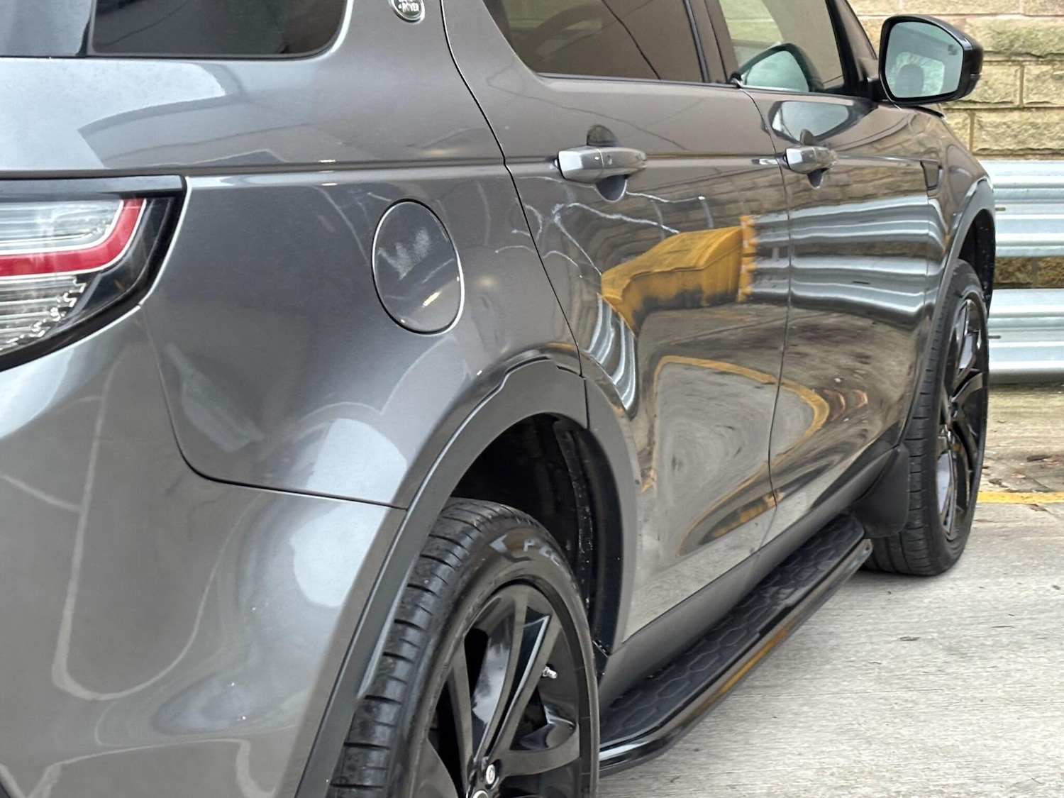 Used Land Rover Discovery Sport 2016 for sale - 77120123: Photo 32