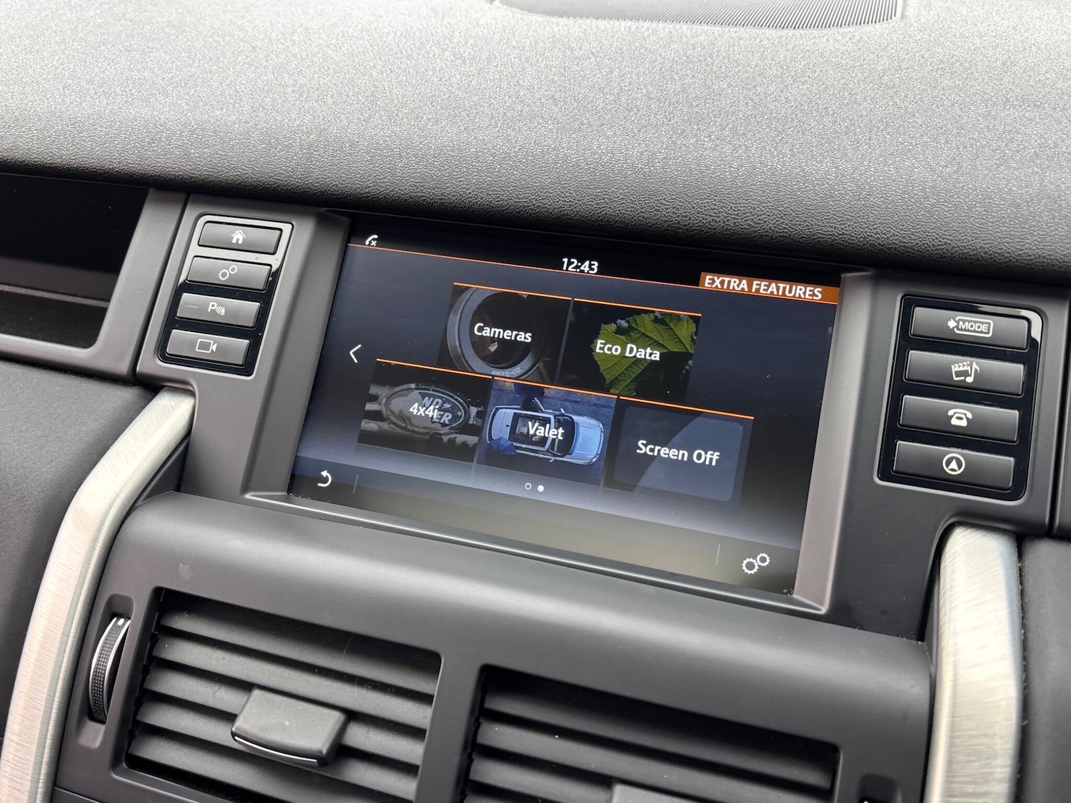 Used Land Rover Discovery Sport 2016 for sale - 77120123: Photo 76