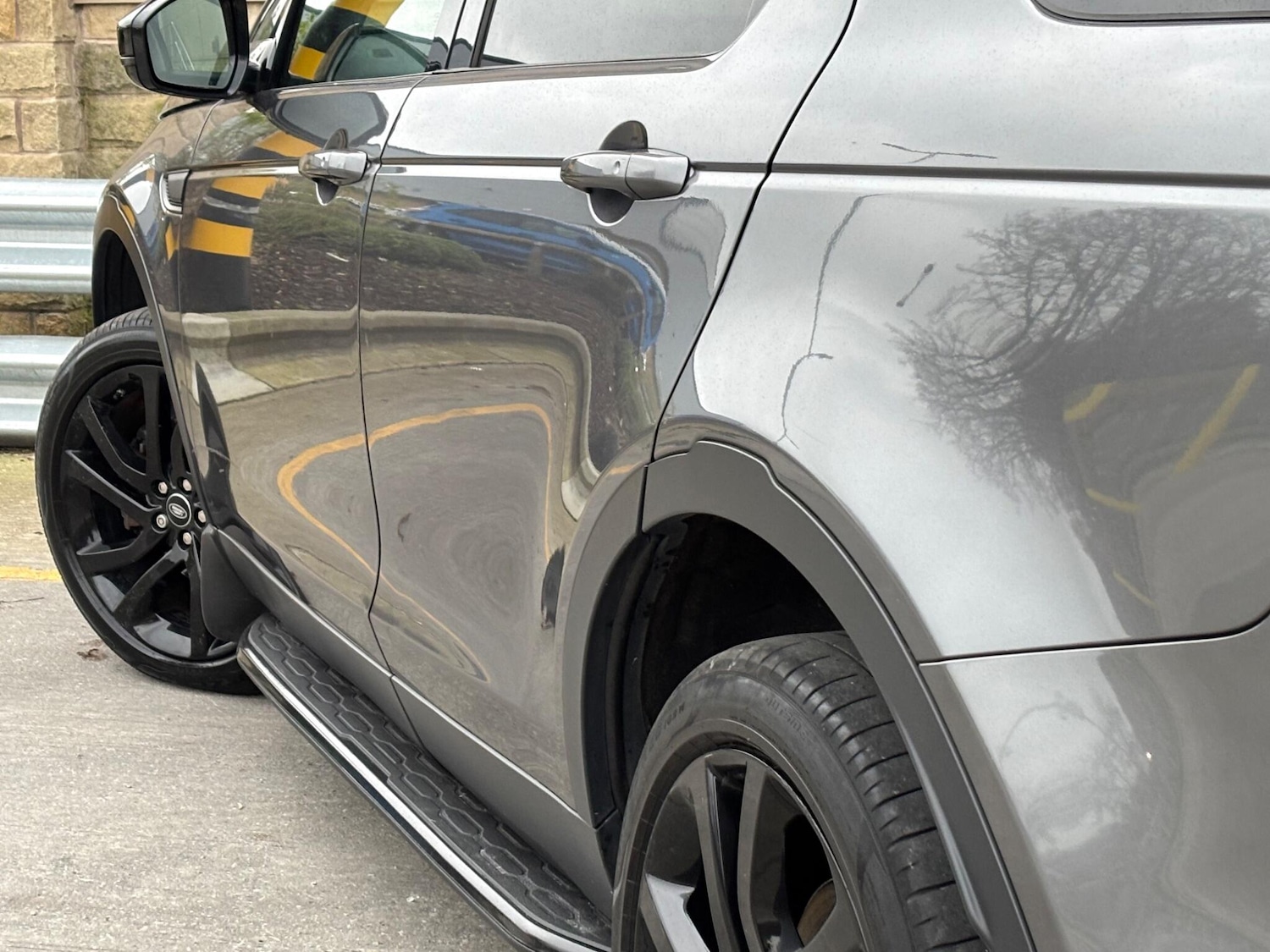 Used Land Rover Discovery Sport 2016 for sale - 77120123: Photo 9