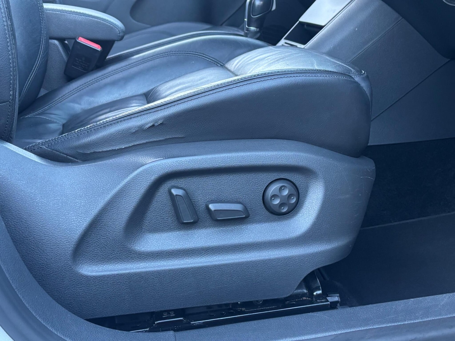 Used Volkswagen Tiguan 2010 for sale - 77242508: Photo 68