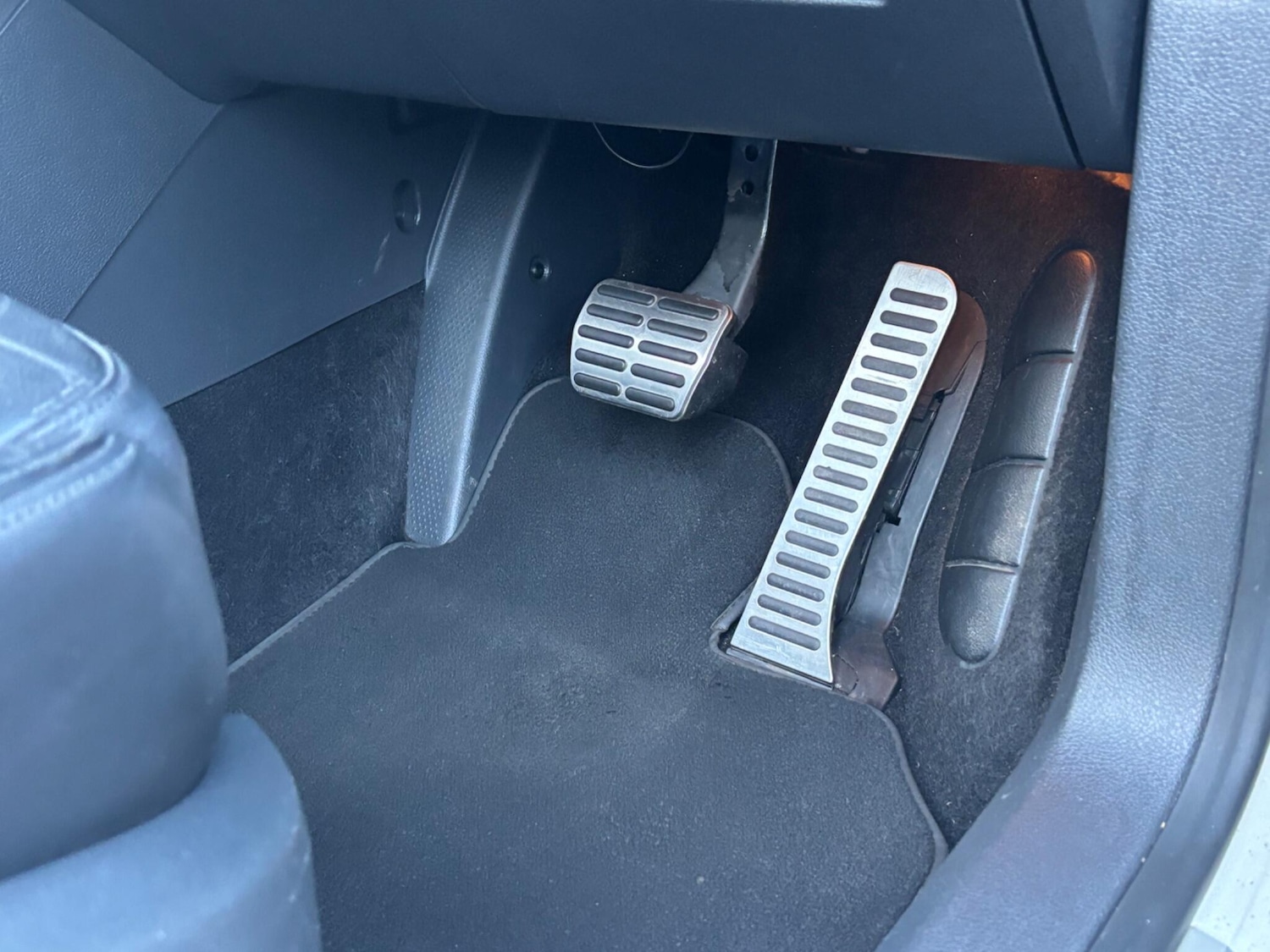 Used Volkswagen Tiguan 2010 for sale - 77242508: Photo 81