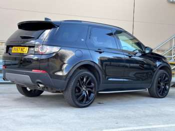 Used Land Rover Discovery Sport 2017 for sale - 74851721: Photo