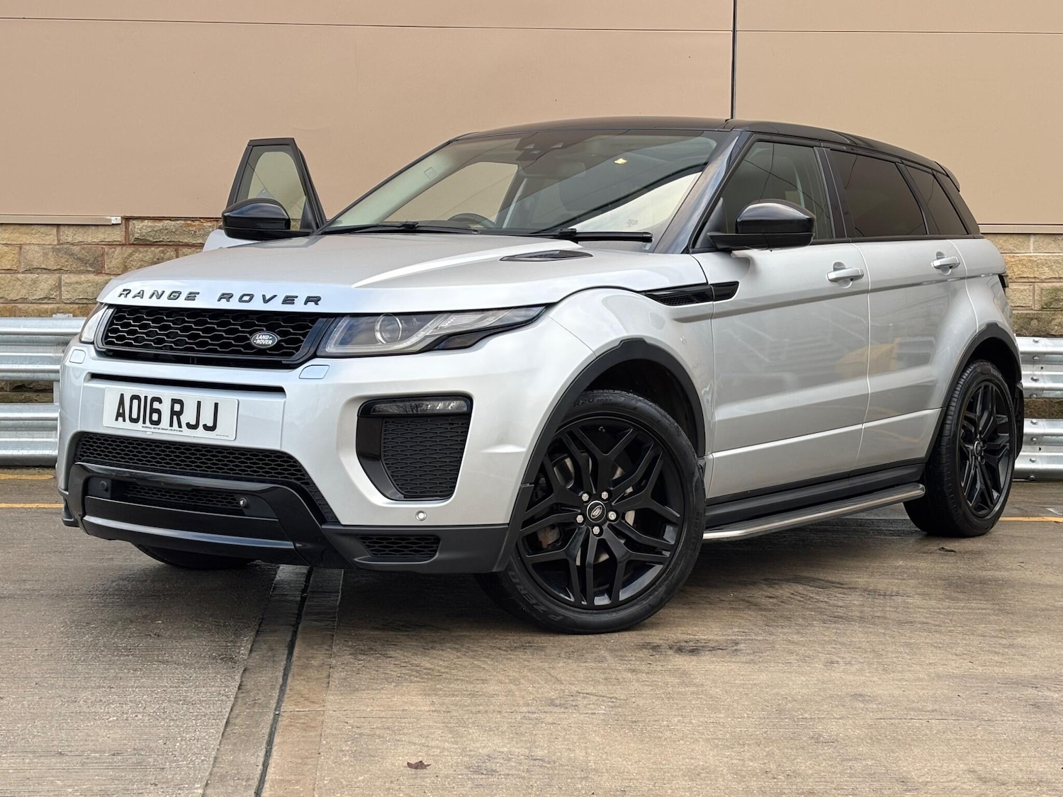 Used Land Rover Range Rover Evoque 2016 for sale - 76823781: Photo 25