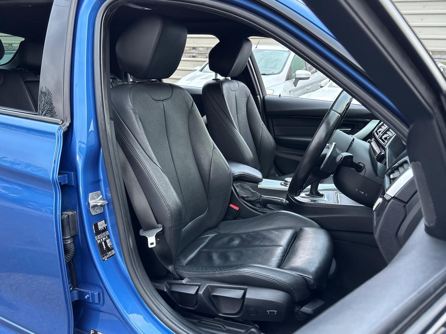 Used BMW 3 Series 2016 for sale - 77016943: Photo 21