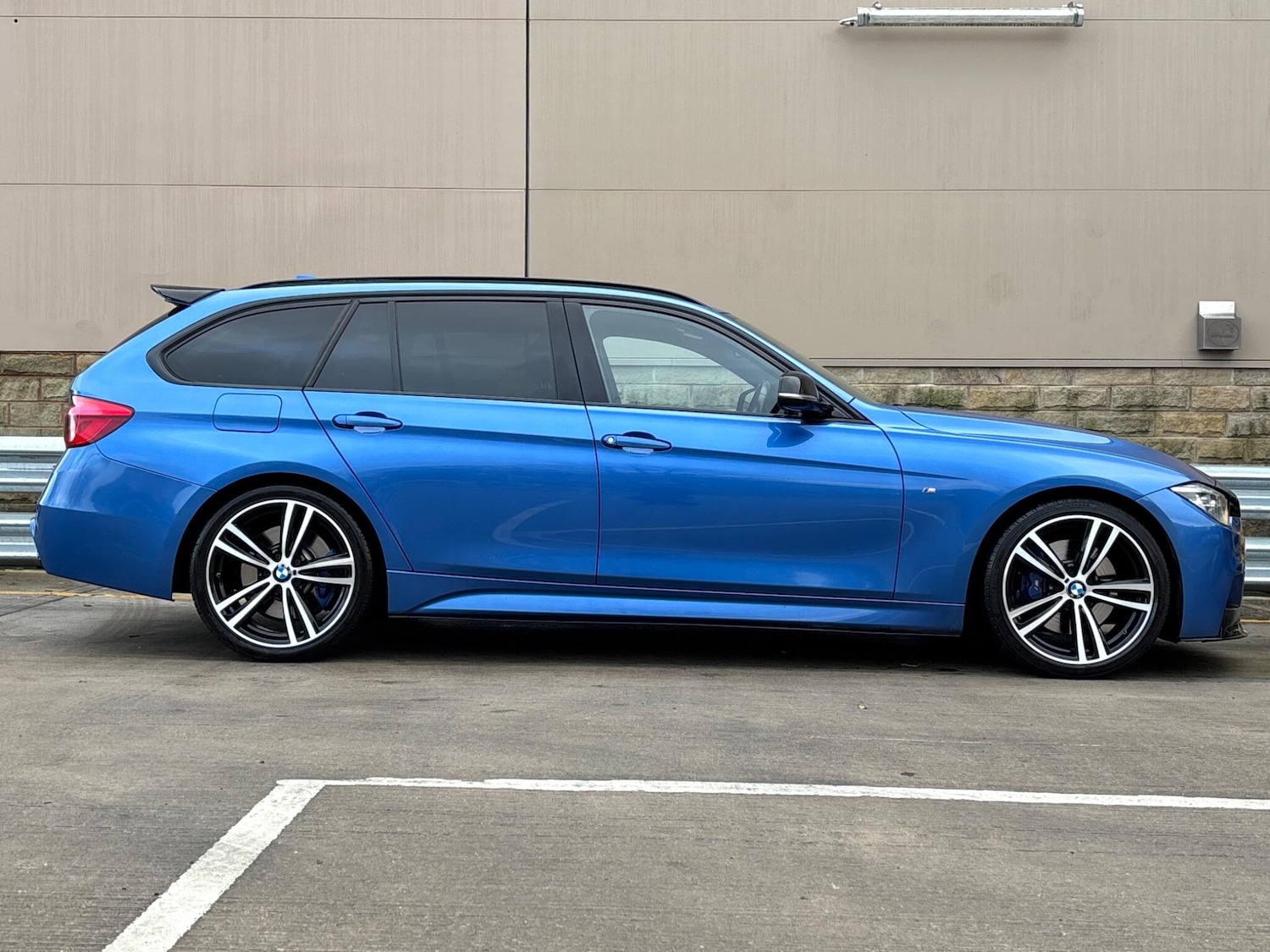 Used BMW 3 Series 2016 for sale - 77016943: Photo 5