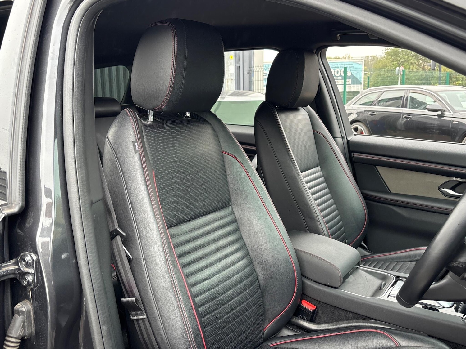 Used Land Rover Discovery Sport 2020 for sale - 76513322: Photo 64