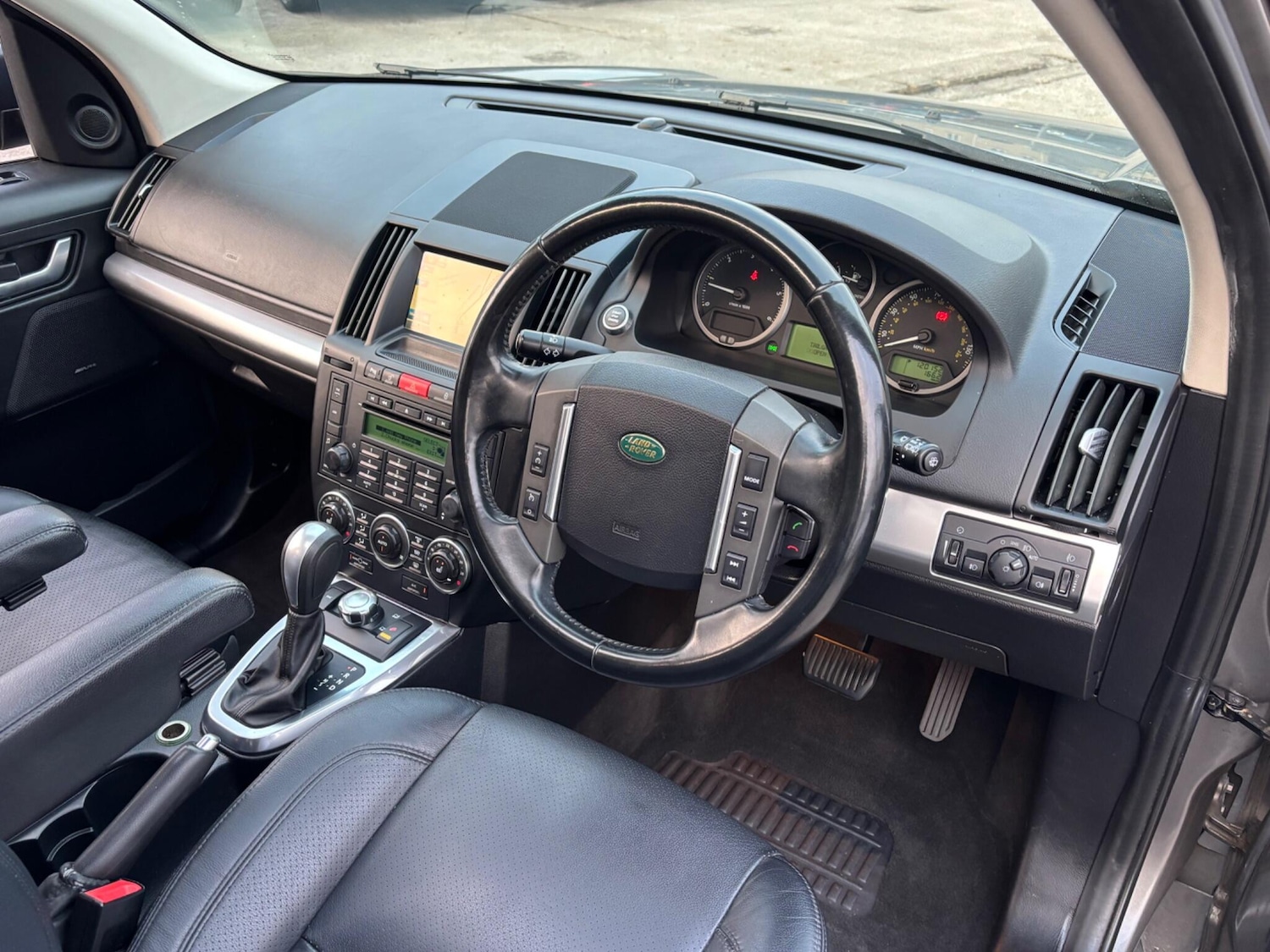 Used Land Rover Freelander 2010 for sale - 77074765: Photo 12