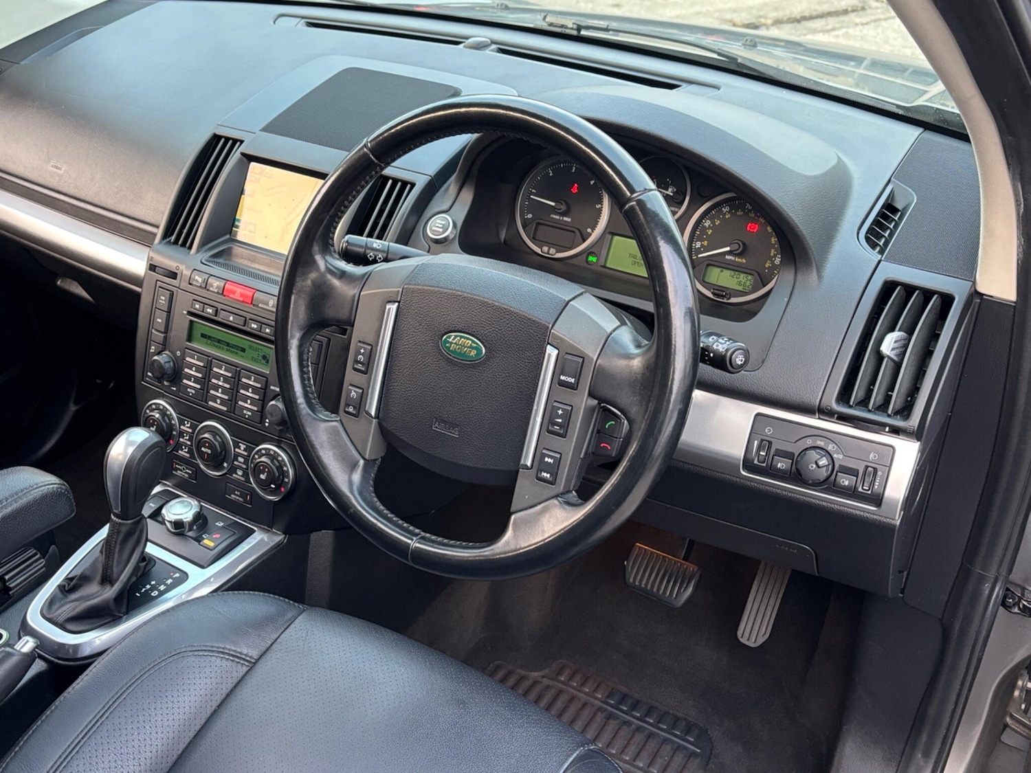 Used Land Rover Freelander 2010 for sale - 77074765: Photo 47