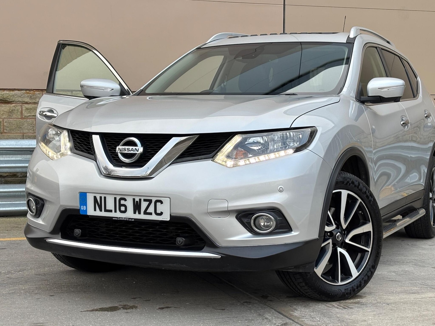 Used Nissan X-Trail 2016 for sale - 77120356: Photo 28