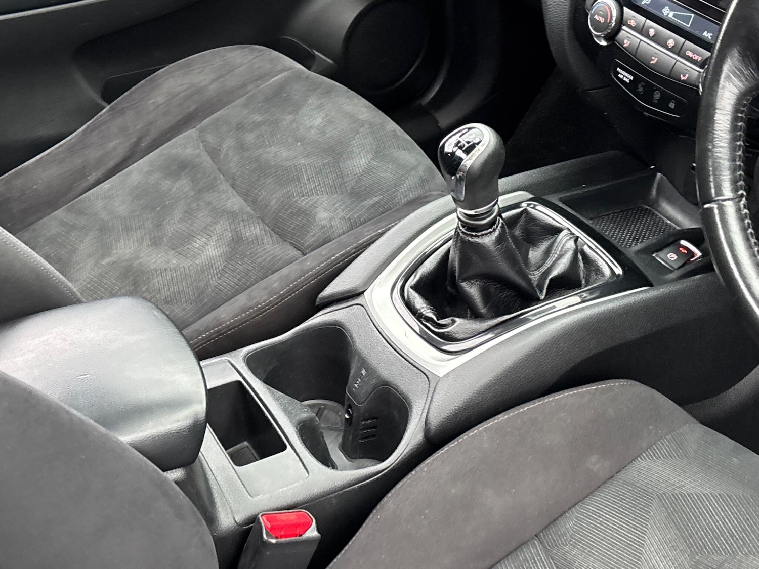 Used Nissan X-Trail 2016 for sale - 77120356: Photo 48