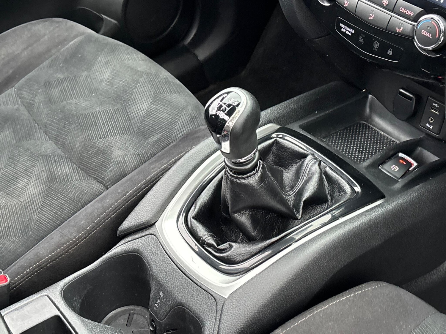 Used Nissan X-Trail 2016 for sale - 77120356: Photo 50