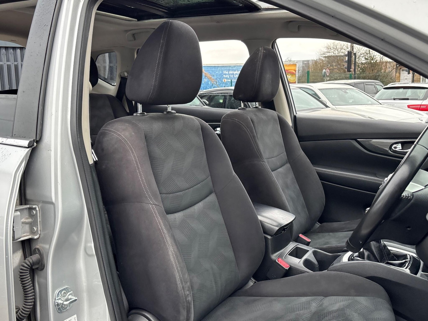 Used Nissan X-Trail 2016 for sale - 77120356: Photo 52