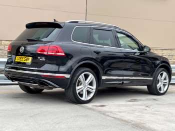 Used Volkswagen Touareg 2015 for sale - 75127260: Photo