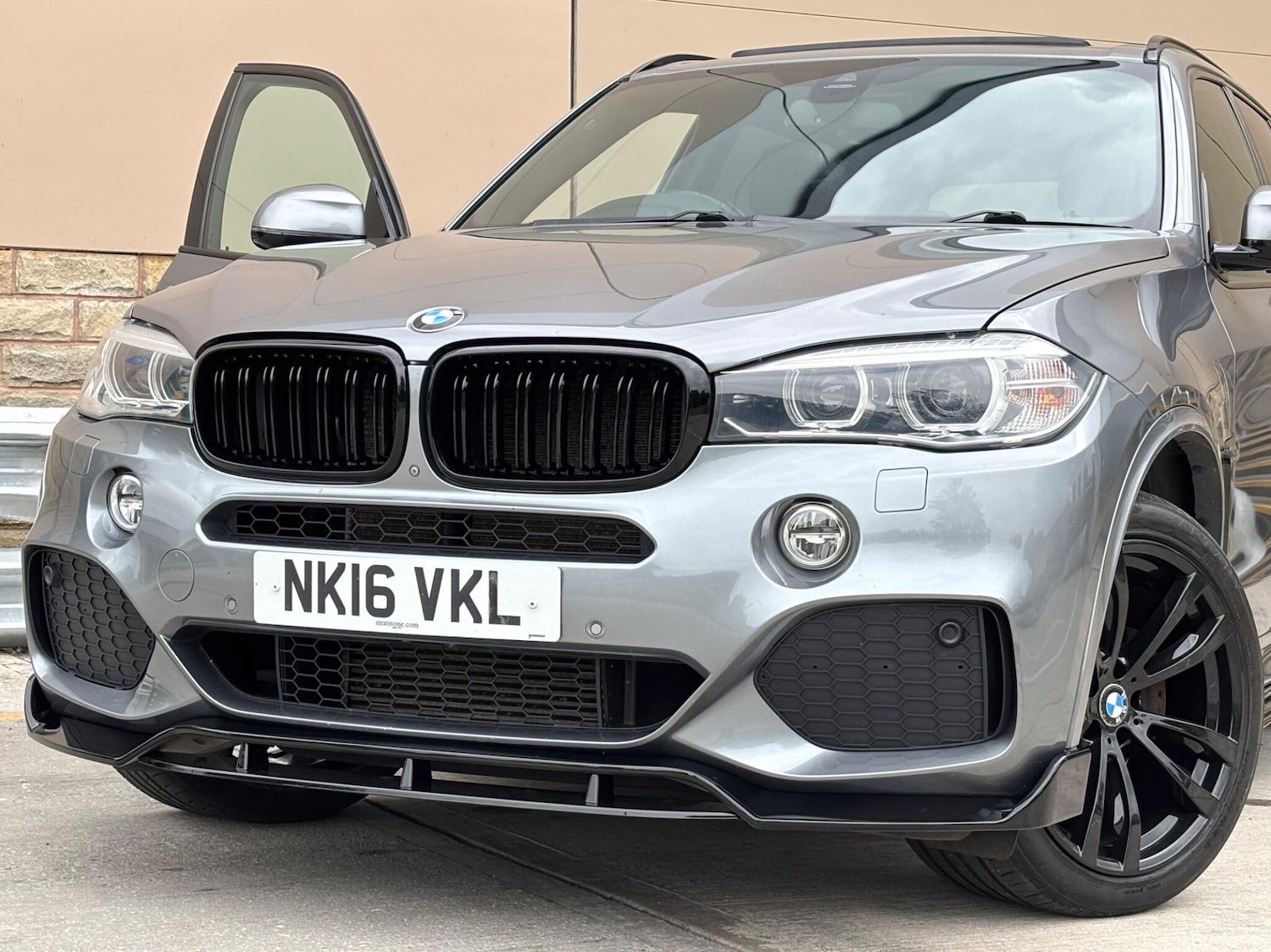 Vehicle 27