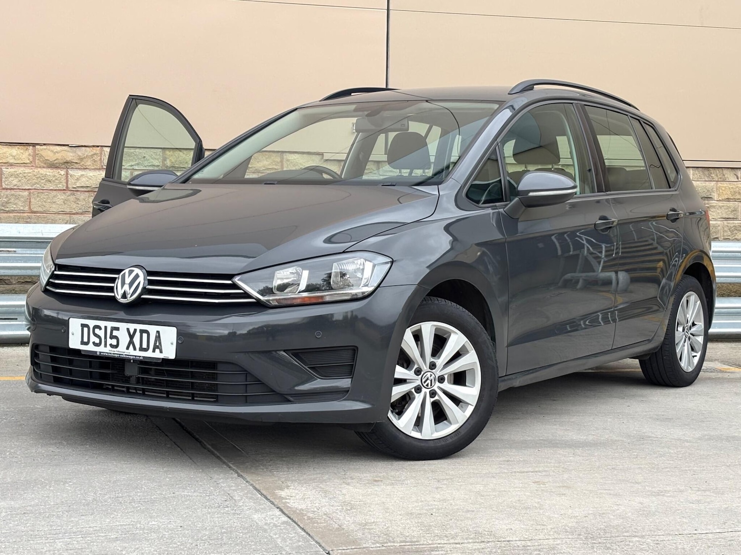 Used Volkswagen Golf SV 2015 for sale - 76585070: Photo 25