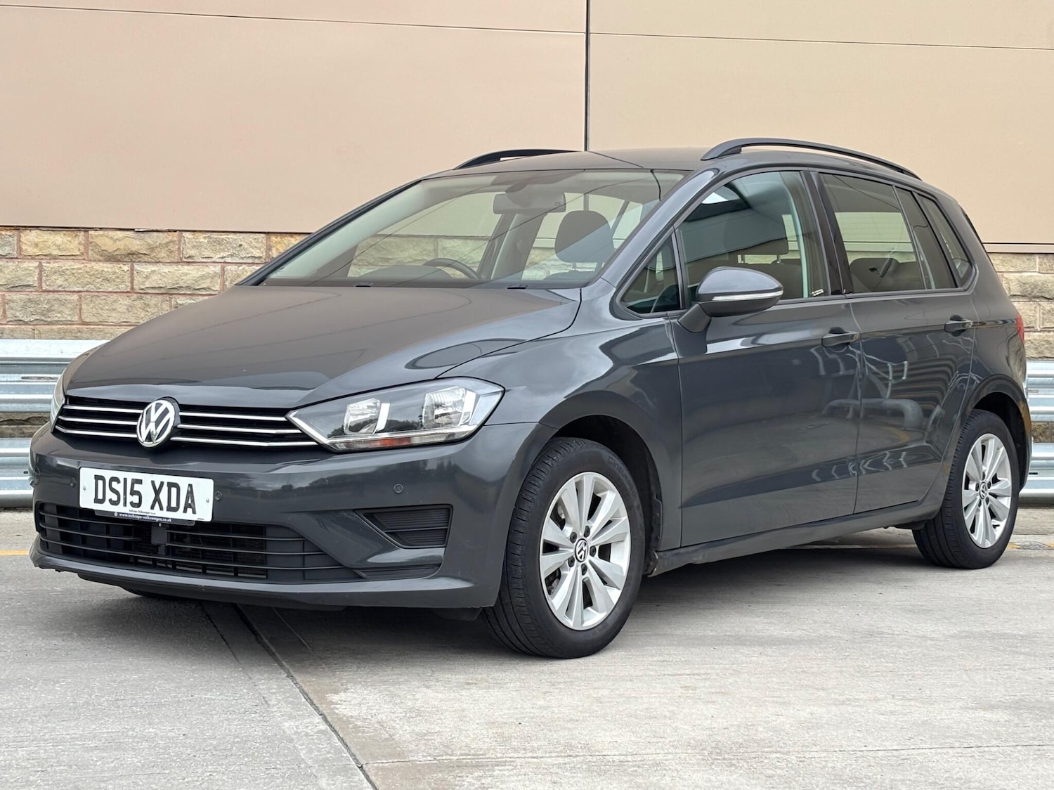 Used Volkswagen Golf SV 2015 for sale - 76585070: Photo 8