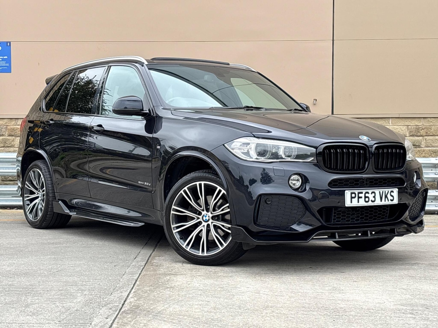 Used BMW X5 2014 for sale - 76592109: Photo 1