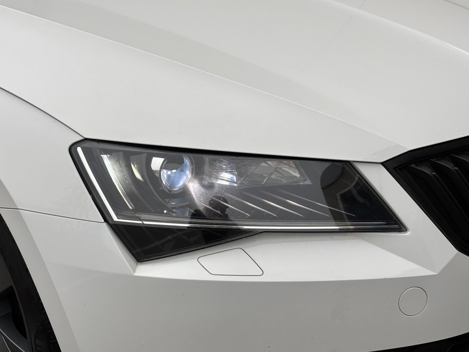 Used Skoda Superb 2016 for sale - 76935926: Photo 10