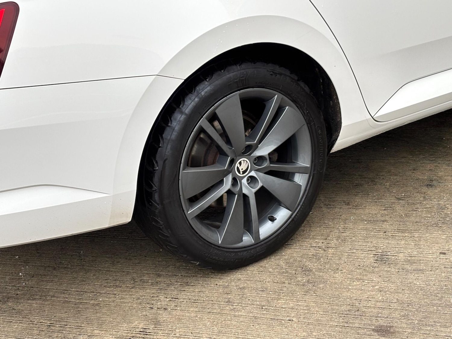 Used Skoda Superb 2016 for sale - 76935926: Photo 12