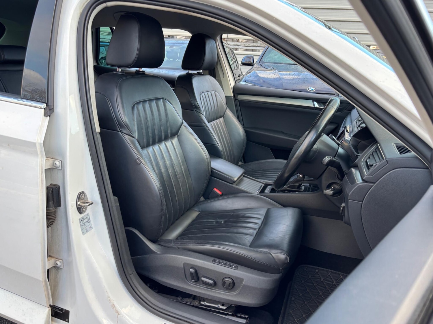 Used Skoda Superb 2016 for sale - 76935926: Photo 18