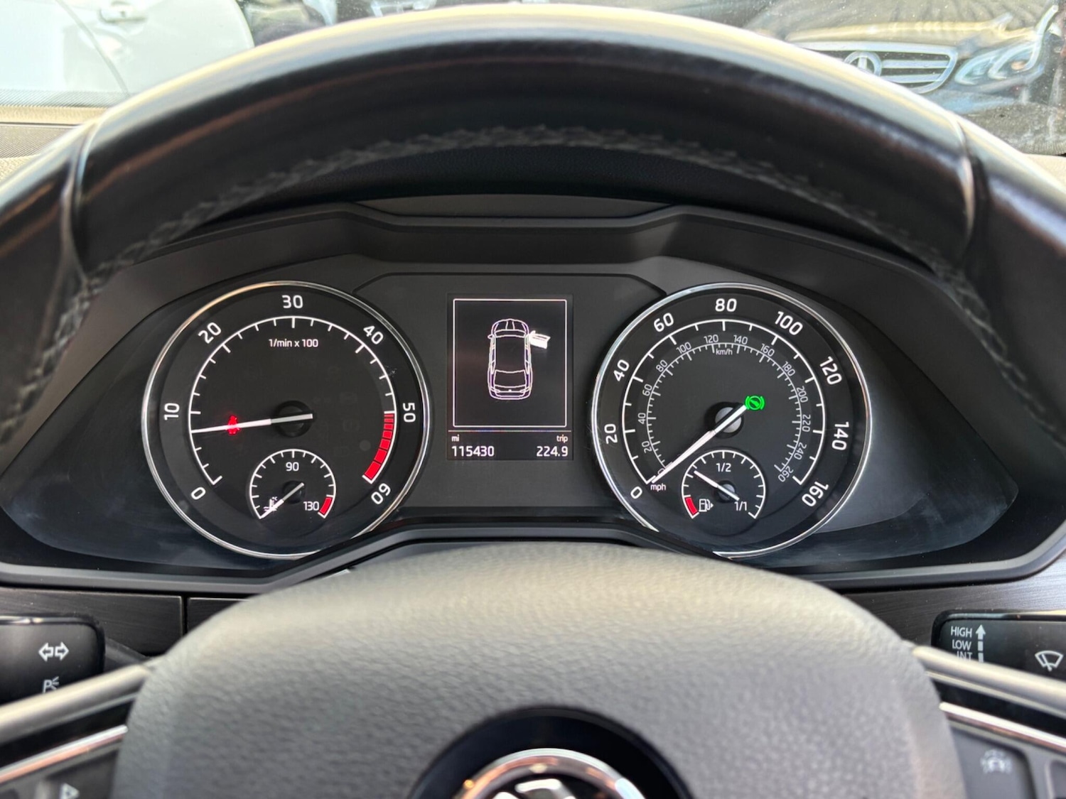 Used Skoda Superb 2016 for sale - 76935926: Photo 21