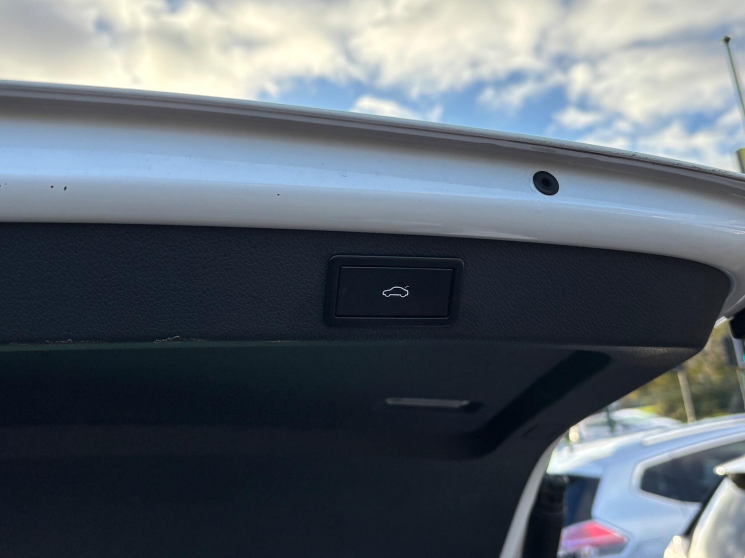 Used Skoda Superb 2016 for sale - 76935926: Photo 24