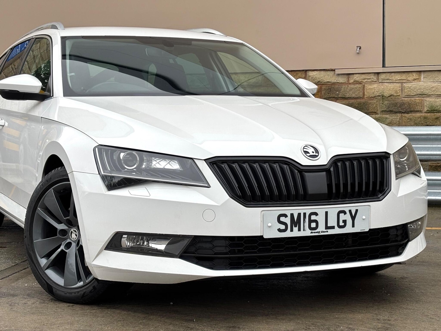 Used Skoda Superb 2016 for sale - 76935926: Photo 26