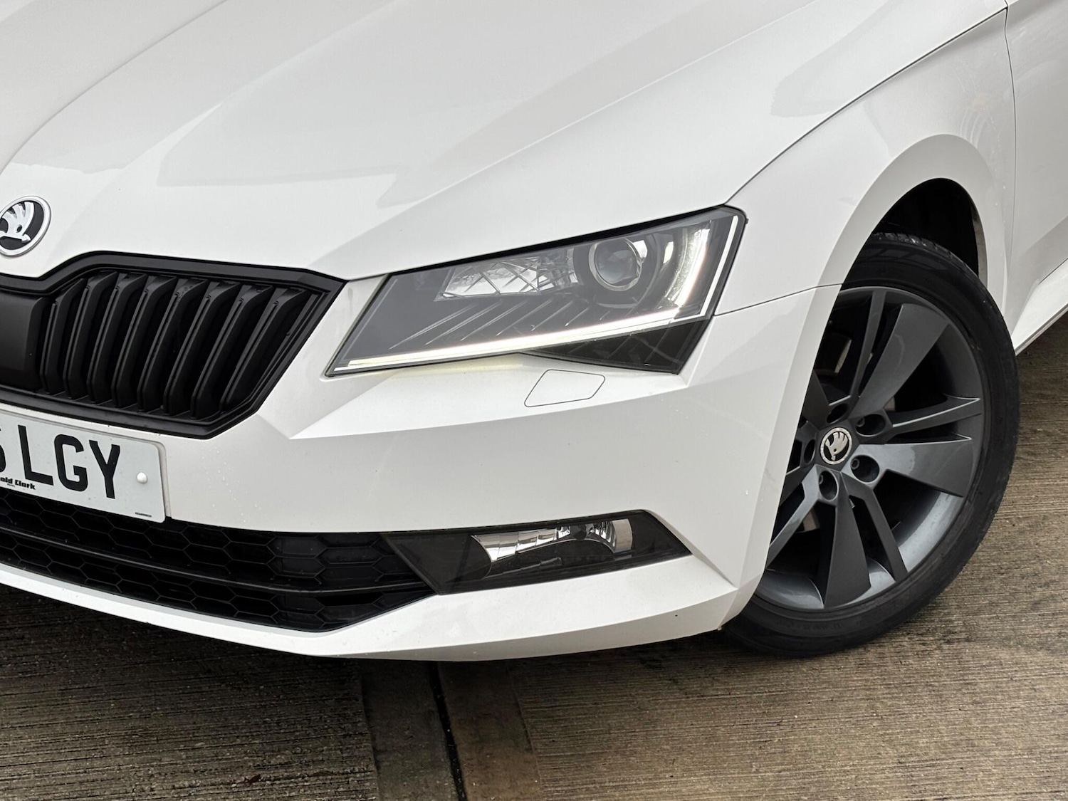 Used Skoda Superb 2016 for sale - 76935926: Photo 29