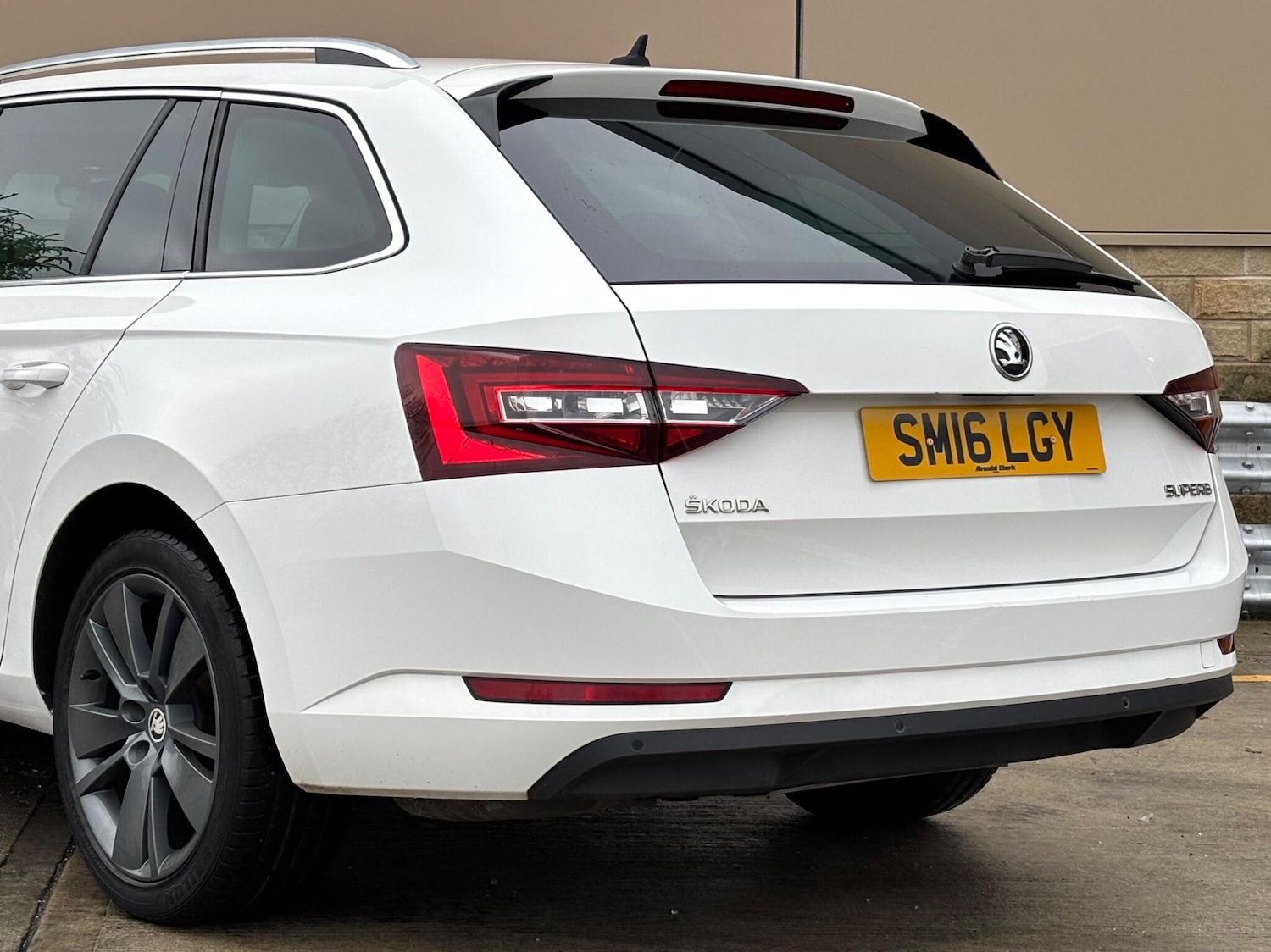 Used Skoda Superb 2016 for sale - 76935926: Photo 38