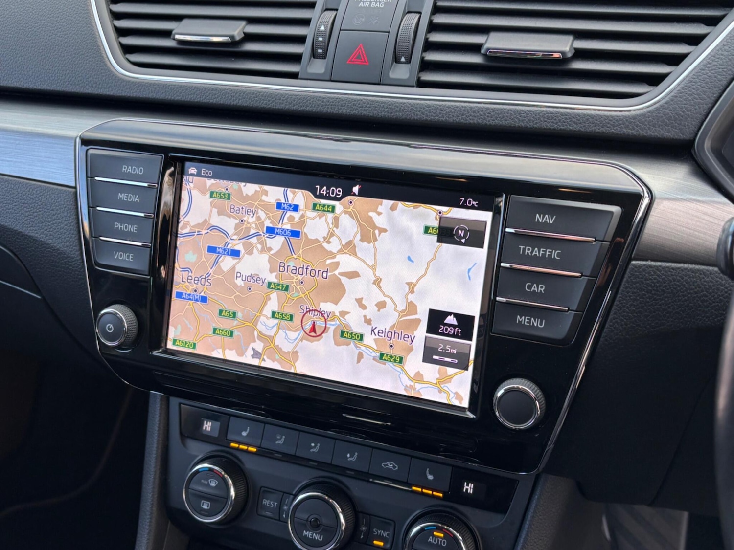 Used Skoda Superb 2016 for sale - 76935926: Photo 55