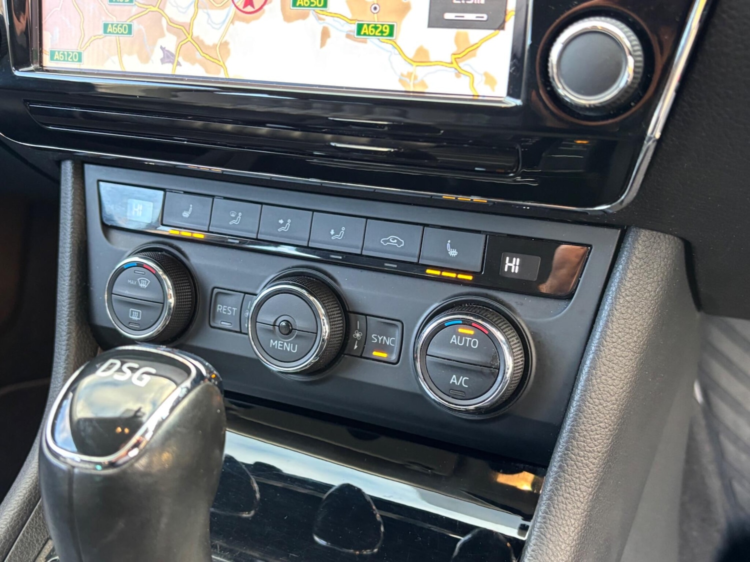 Used Skoda Superb 2016 for sale - 76935926: Photo 58