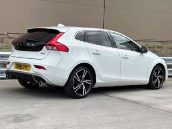 Used Volvo V40 2016 for sale - 75166160: Photo