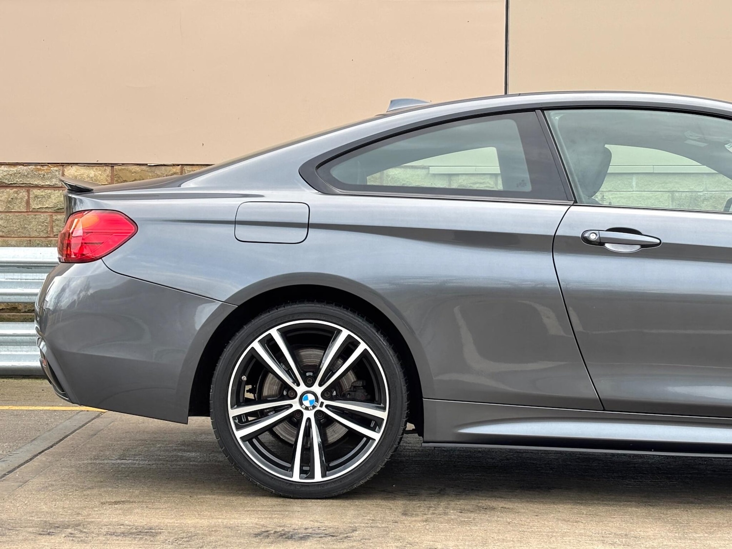 Used BMW 4 Series 2015 for sale - 76759521: Photo 37