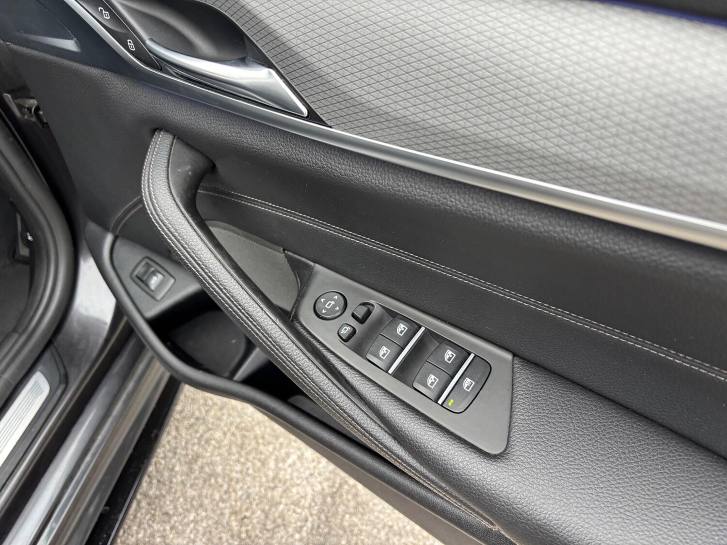 Used BMW 5 Series for sale - 77807880: Photo 75