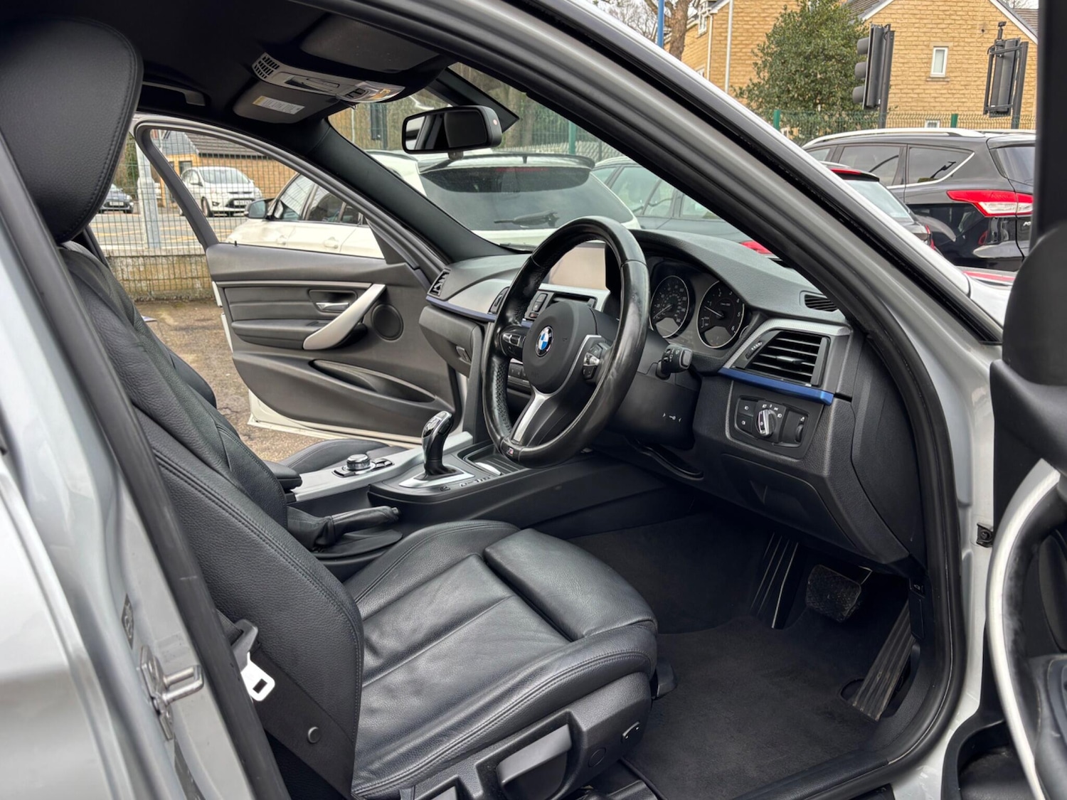 Used BMW 3 Series 2013 for sale - 77645778: Photo 46