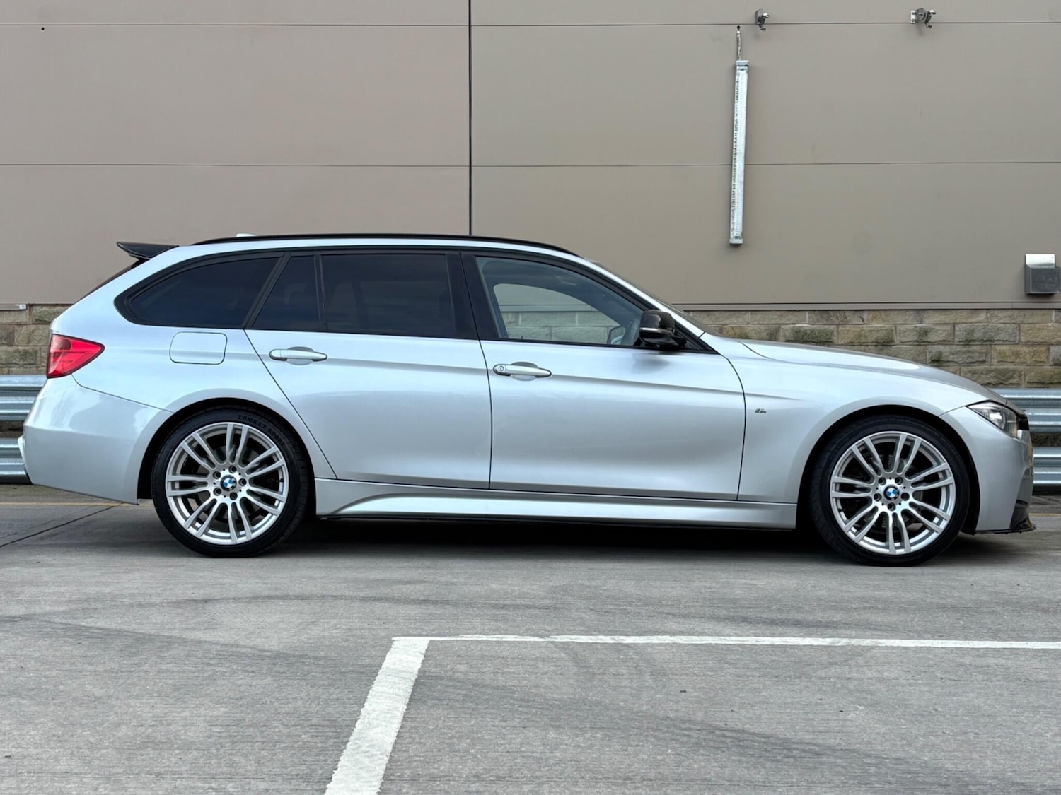 Used BMW 3 Series 2013 for sale - 77645778: Photo 5