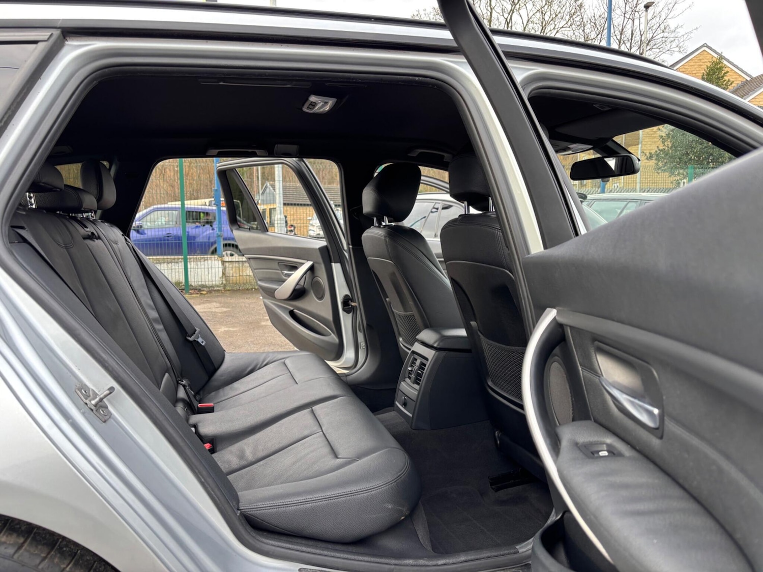 Used BMW 3 Series 2013 for sale - 77645778: Photo 64