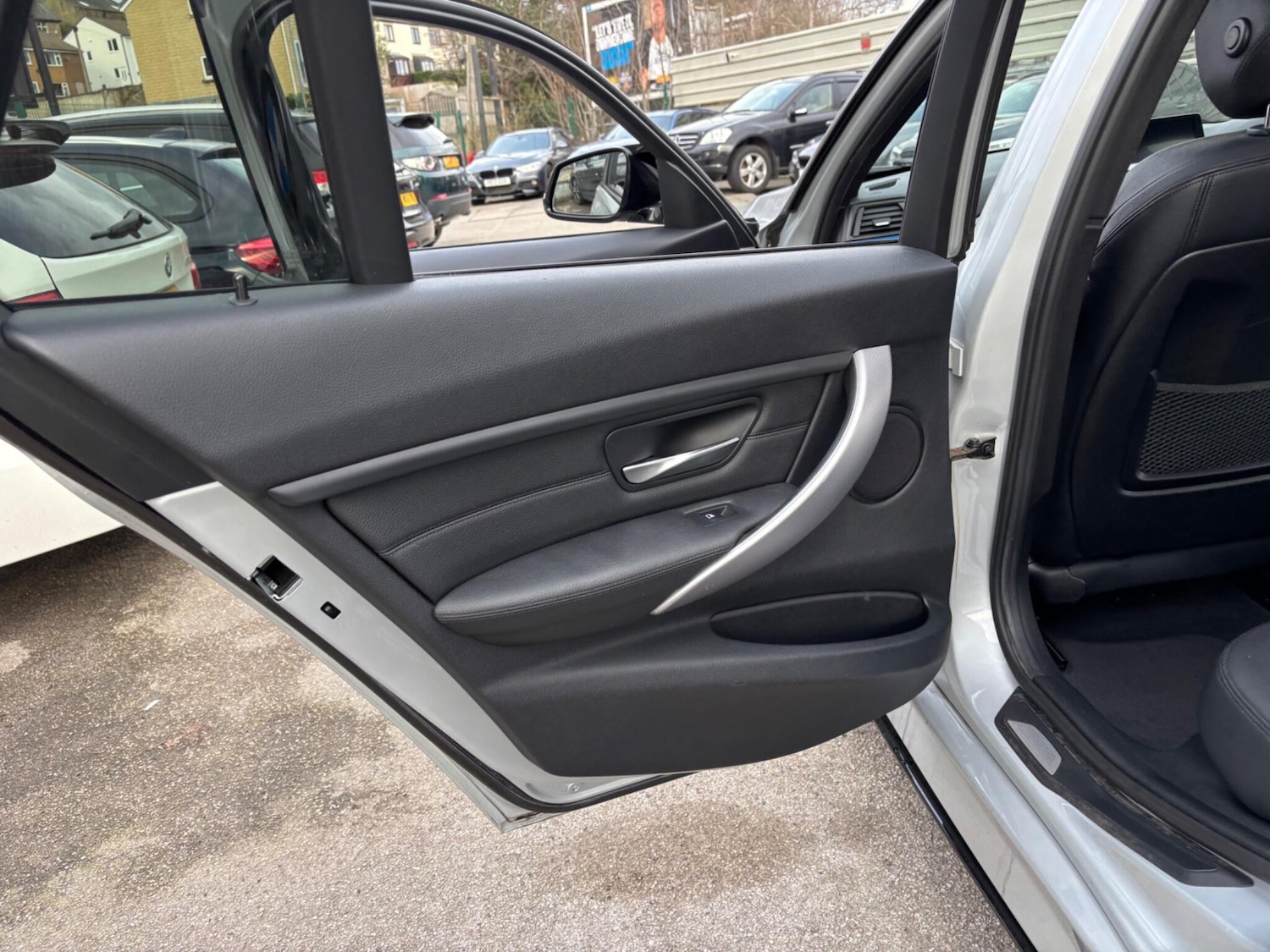 Used BMW 3 Series 2013 for sale - 77645778: Photo 68