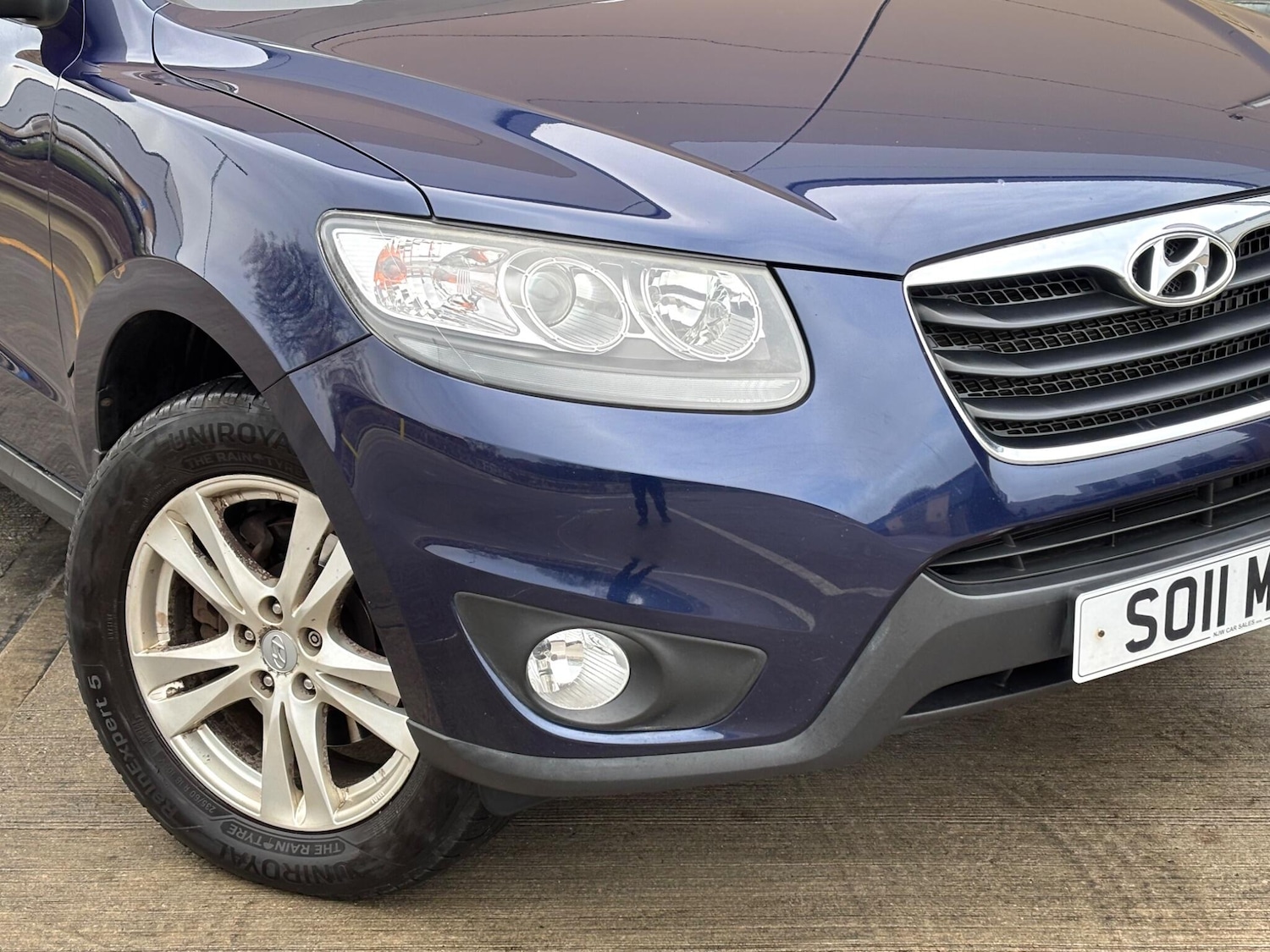 Used Hyundai Santa Fe 2011 for sale - 77892678: Photo 28