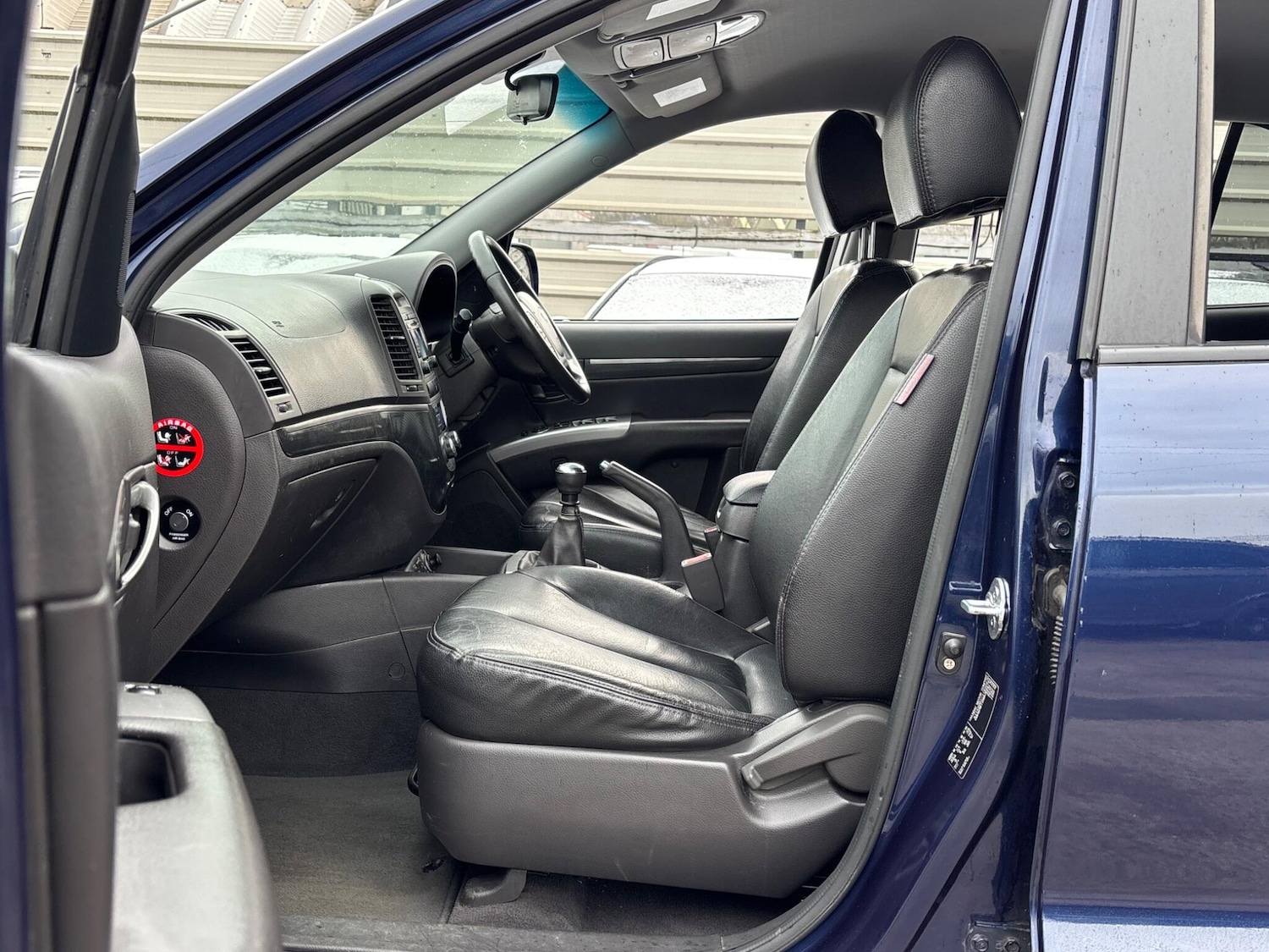 Used Hyundai Santa Fe 2011 for sale - 77892678: Photo 42