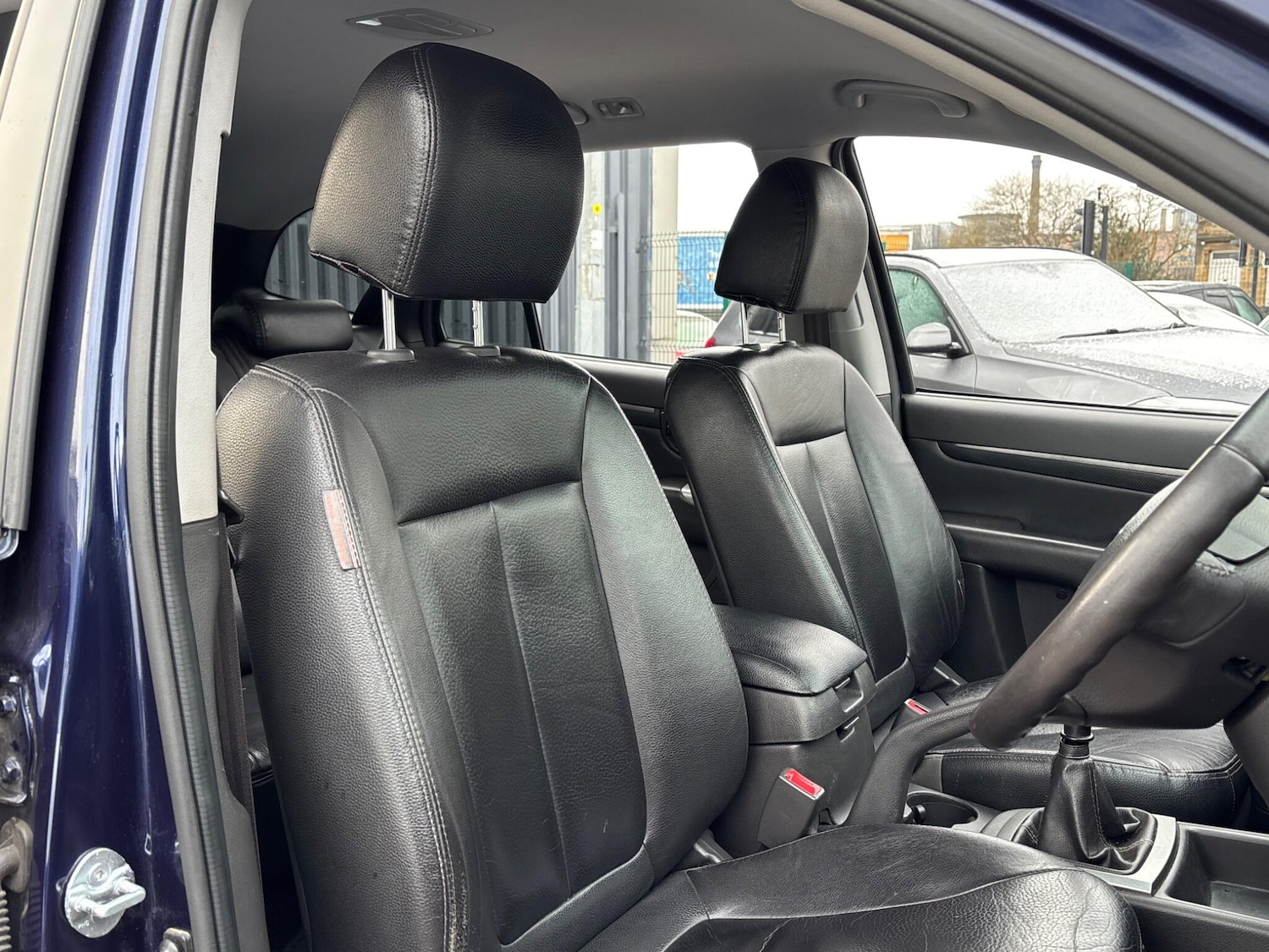 Used Hyundai Santa Fe 2011 for sale - 77892678: Photo 58