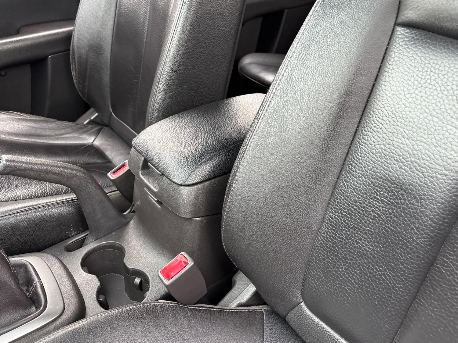 Used Hyundai Santa Fe 2011 for sale - 77892678: Photo 60