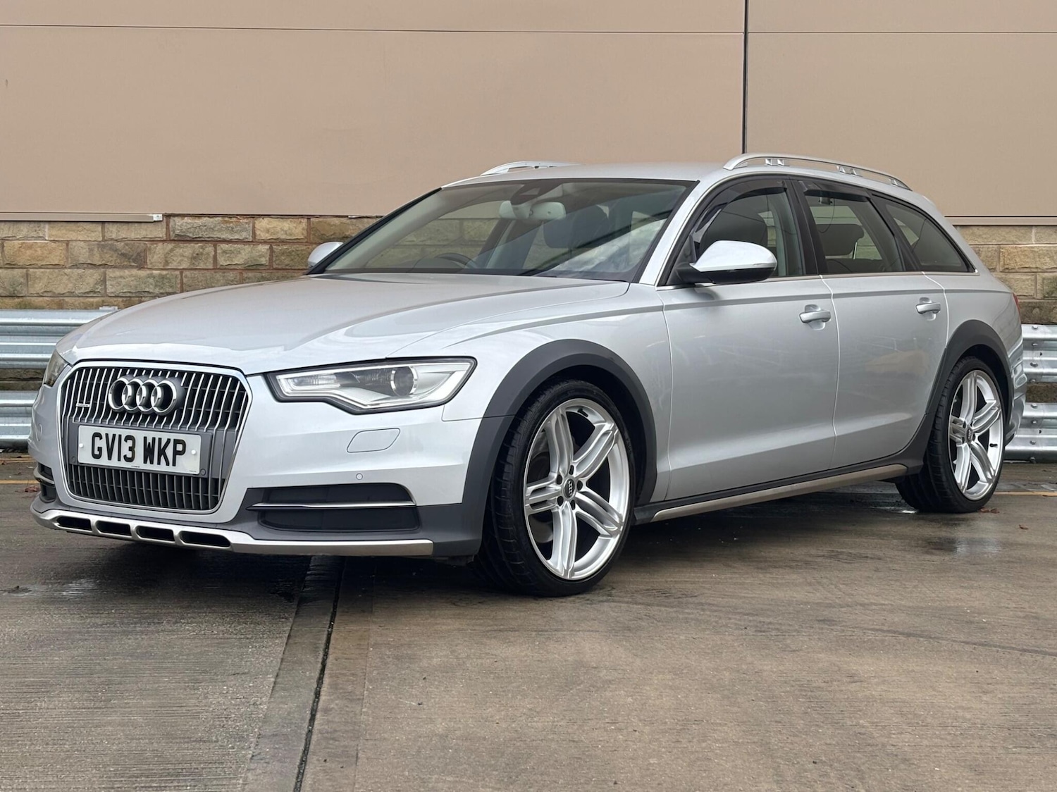 Used Audi A6 Allroad 2013 for sale - 76992644: Photo 8