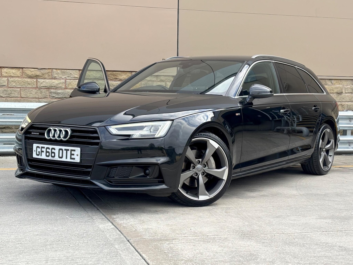 Used Audi A4 Avant 2016 for sale - 76295719: Photo 26