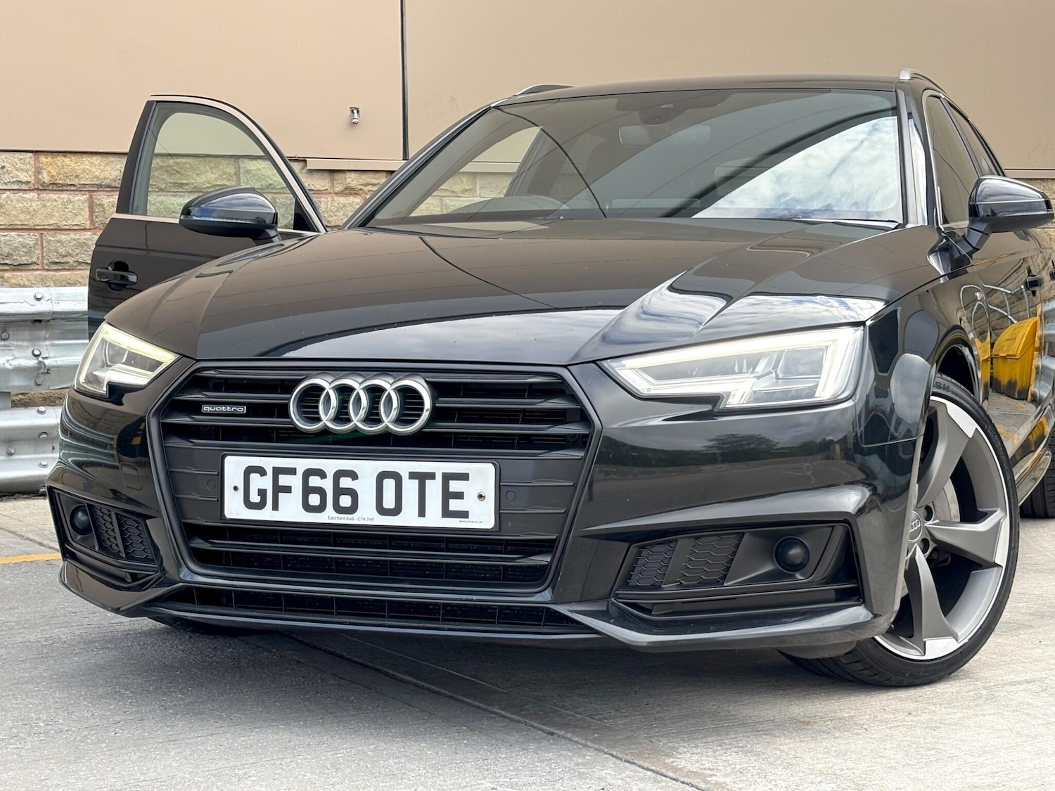 Used Audi A4 Avant 2016 for sale - 76295719: Photo 28