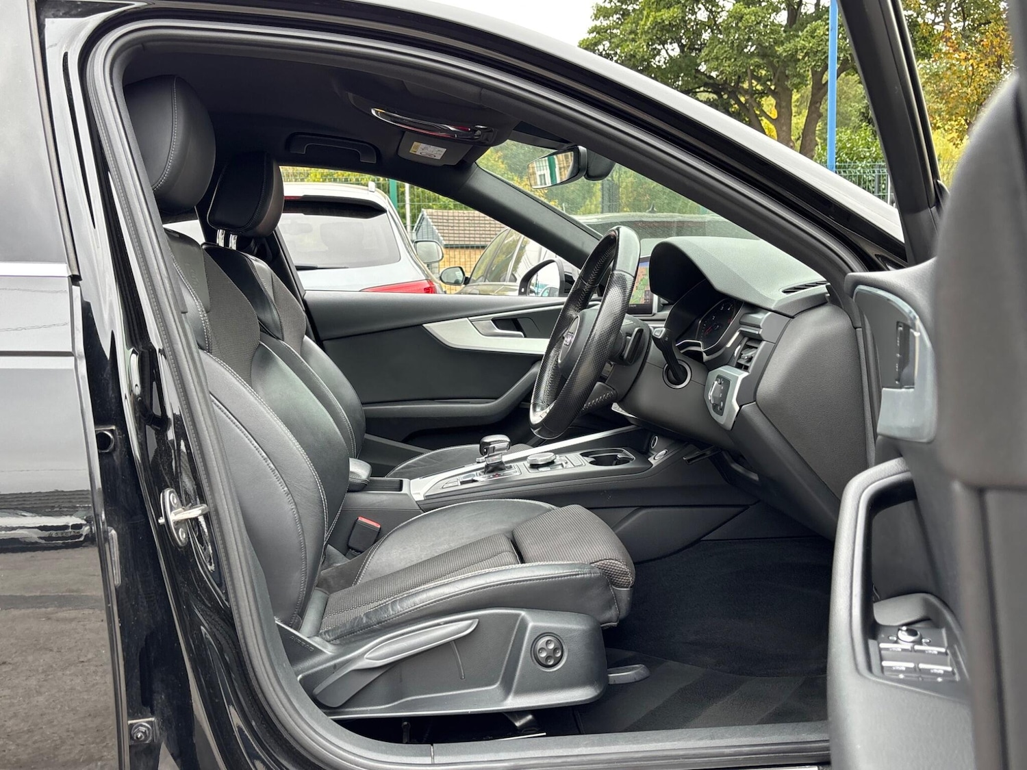 Used Audi A4 Avant 2016 for sale - 76295719: Photo 45