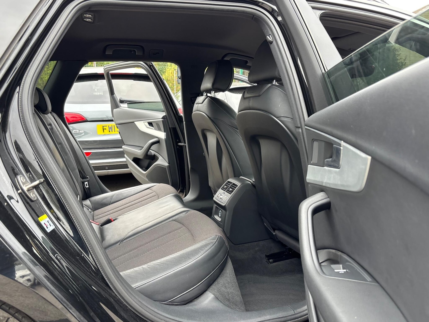 Used Audi A4 Avant 2016 for sale - 76295719: Photo 65