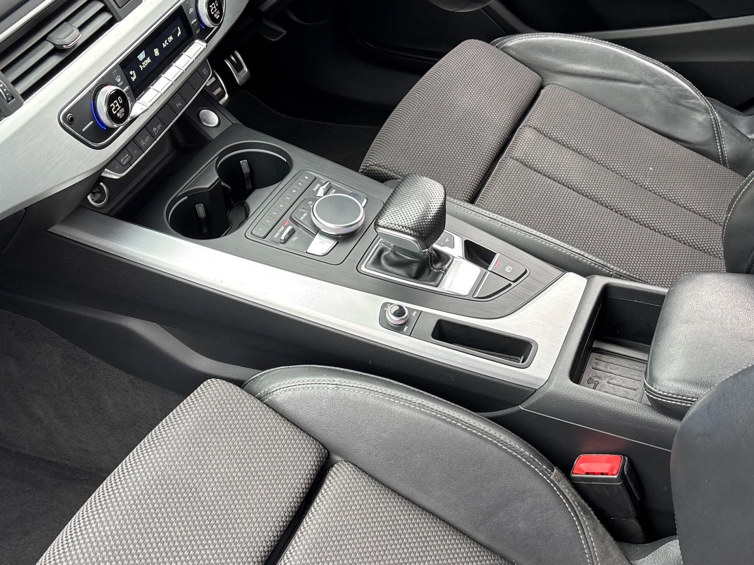 Used Audi A4 Avant 2016 for sale - 76295719: Photo 73