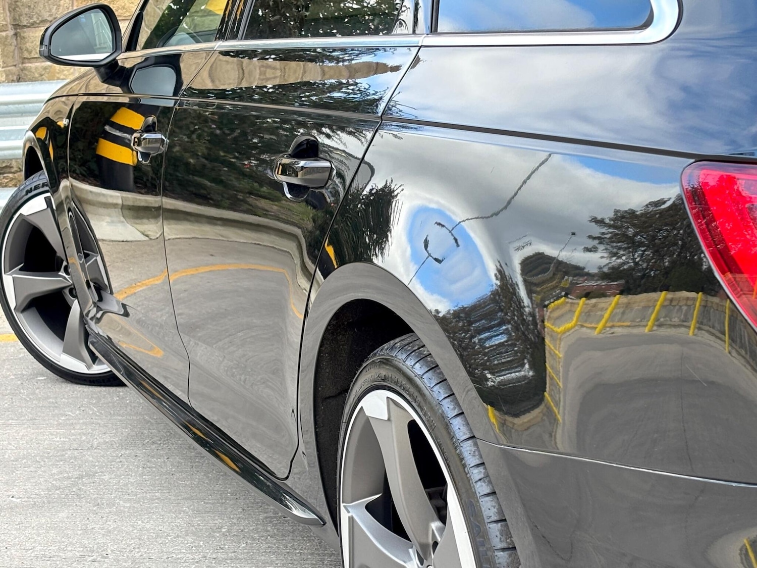 Used Audi A4 Avant 2016 for sale - 76295719: Photo 9